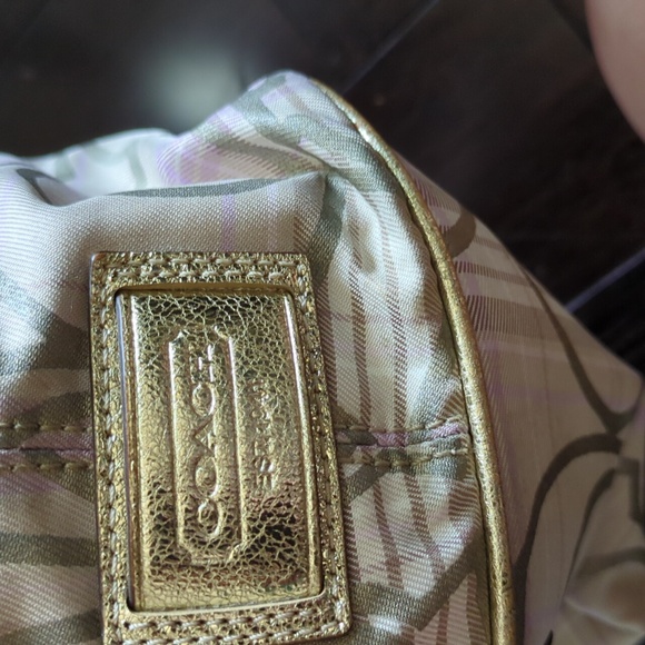 Coach Signature Striped Tartan Carry All - Picture 13 of 13